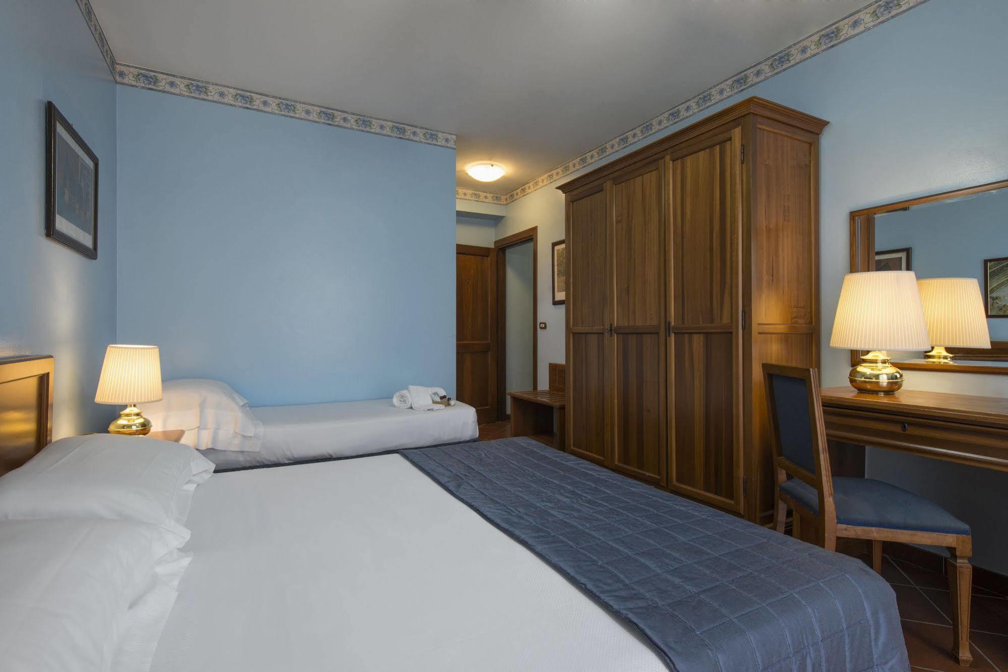 Hotel La Pineta Dei Liberti Lido dei Pini